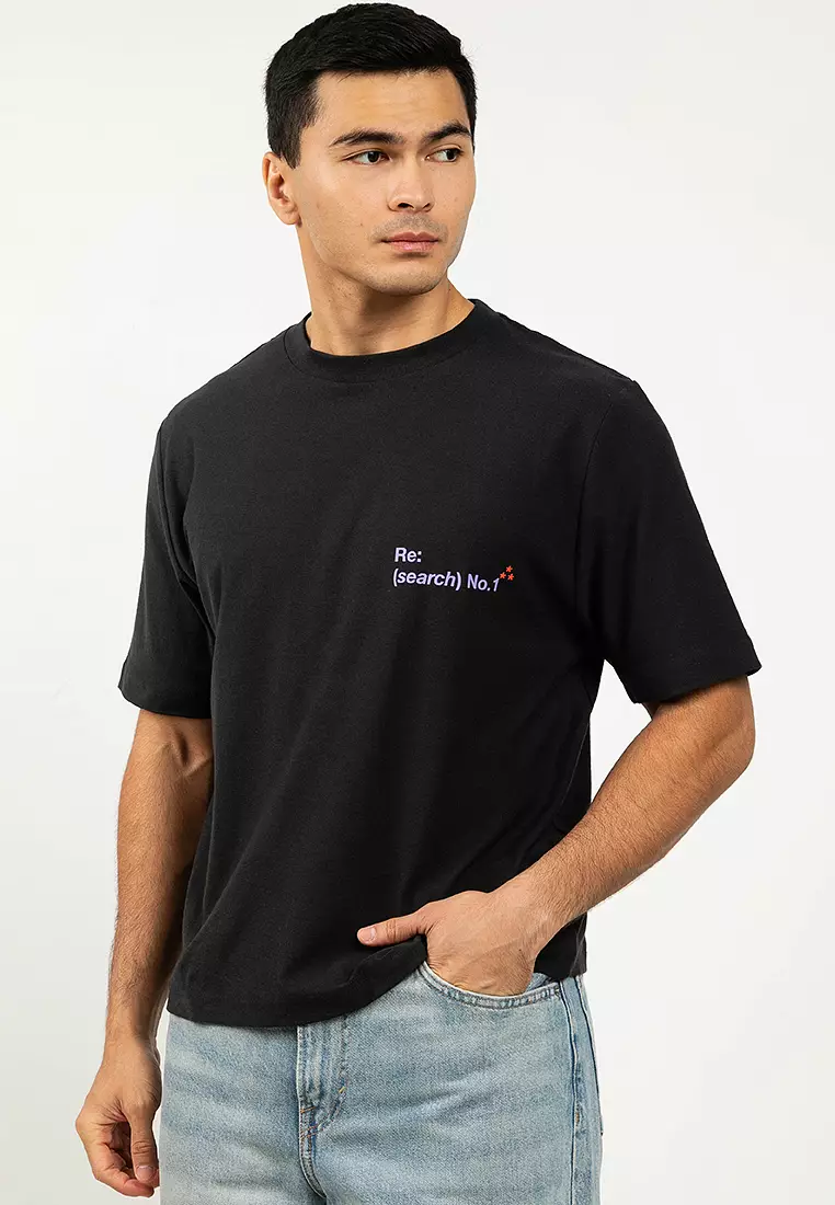 Cropped Fit Graphic T-Shirt