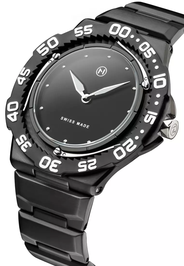 Quartz 2025 diving watch