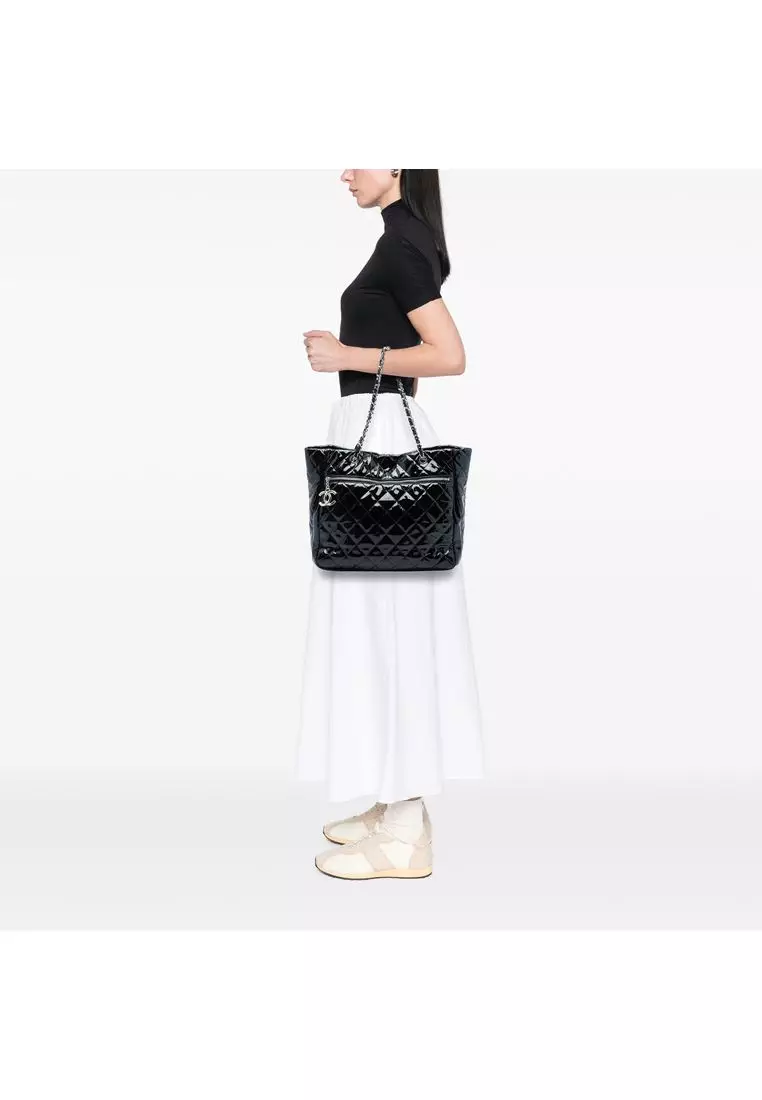 Pre-Loved Chanel Cc Quilted Patent Chic And Glitter Ligne Timeless Tote