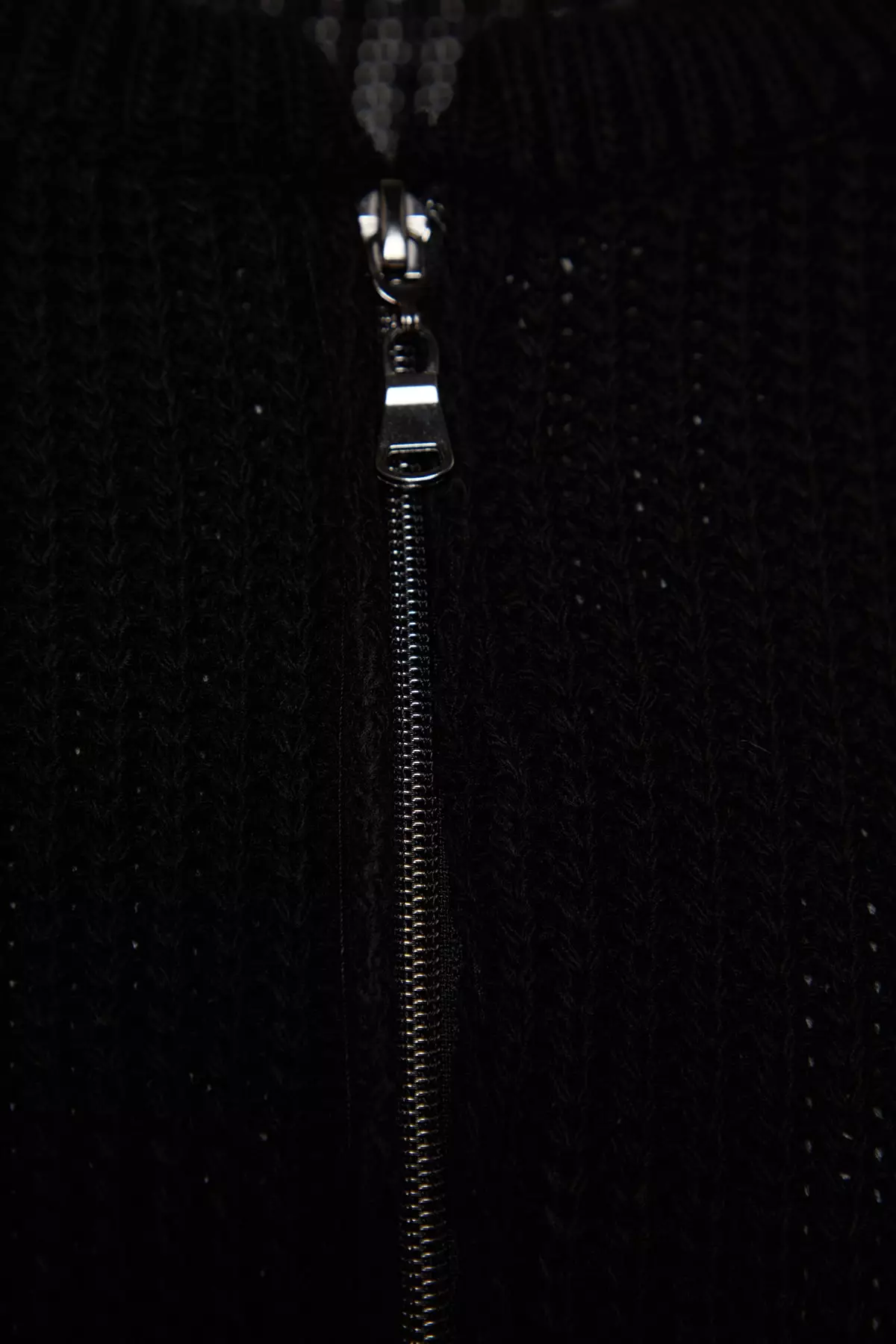 Black Wide Fit Bomber Collar Zippered Knitwear Cardigan Twoaw24Hi00153