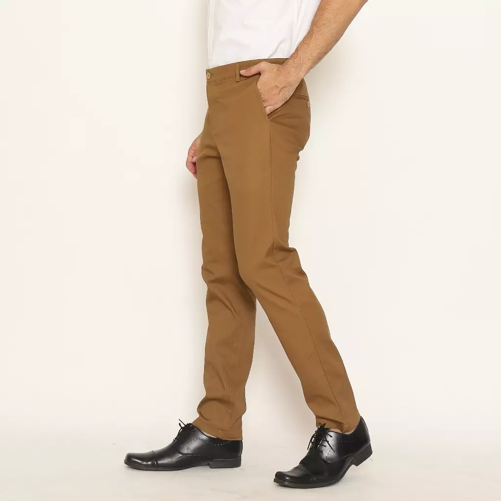 Schoeller Celana Chino Pria Slim Fit Panjang – MELVIL Brown Polos Premium