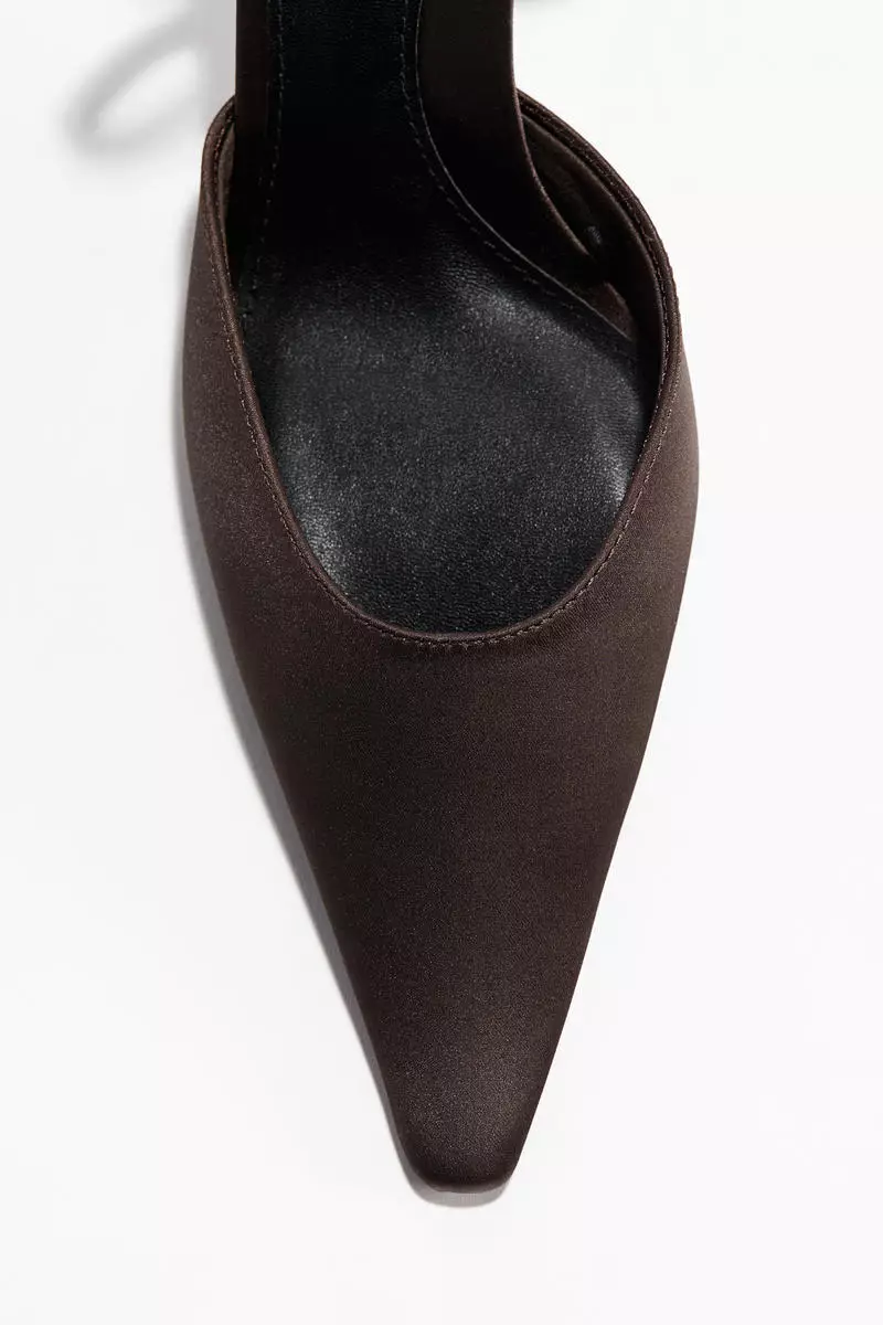 Pointed satin court shoes