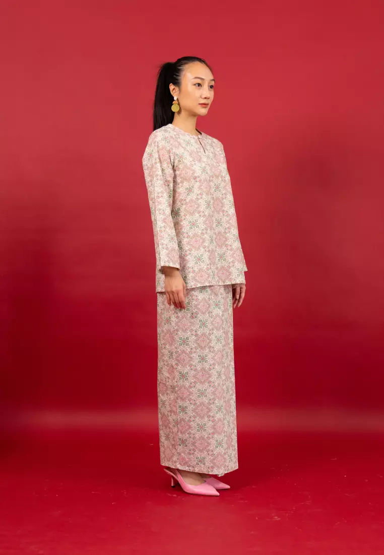Bayu Somerset Rania Kurung
