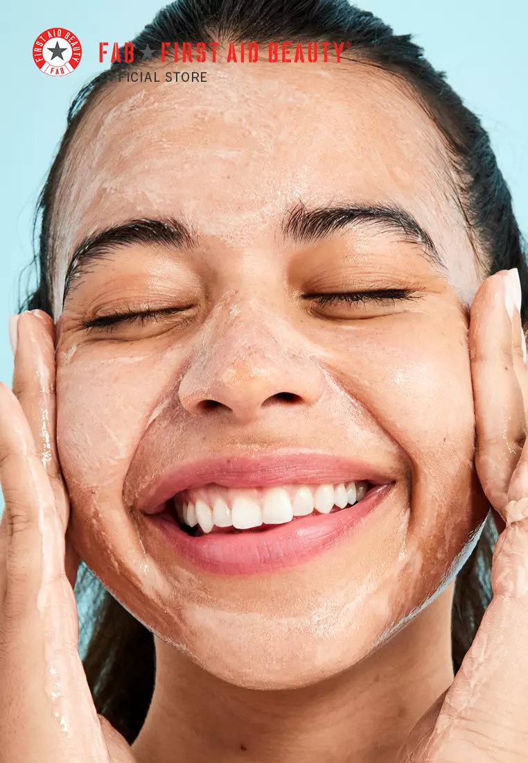 Buy FIRST AID BEAUTY First Aid Beauty Deep Cleanser With Red Clay For