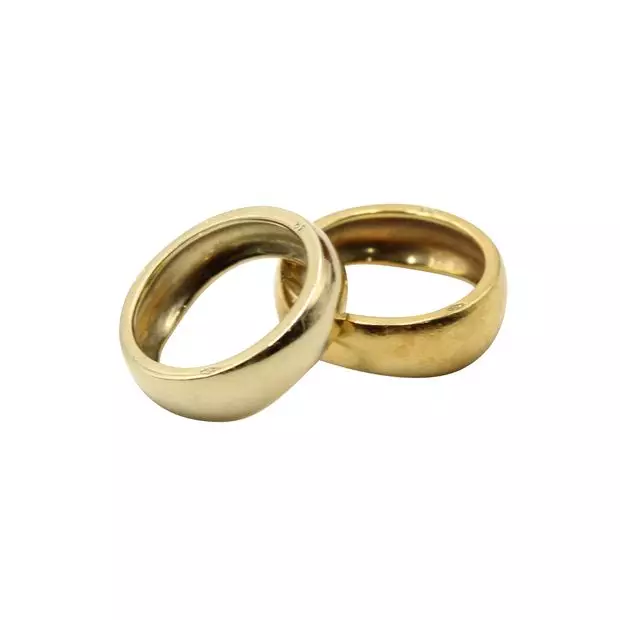 Cartier plain sale gold ring