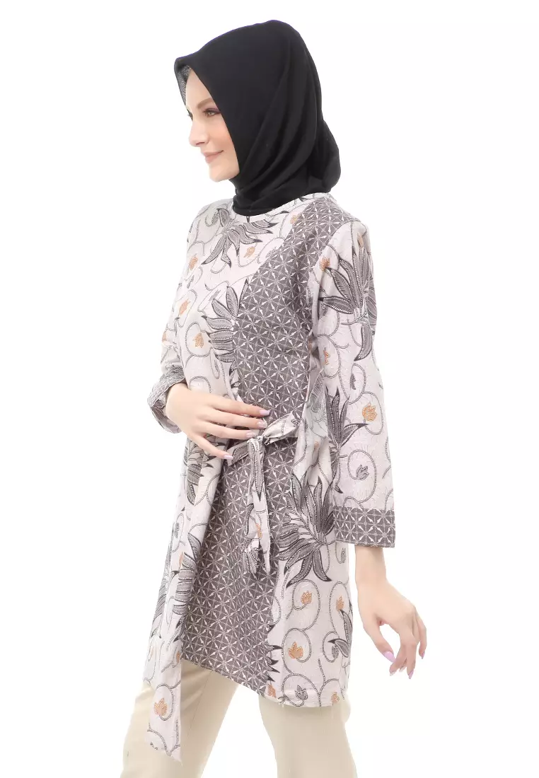 Tunik Batik Motif Daun Ulir Atasan Wanita Muslimah - Grey