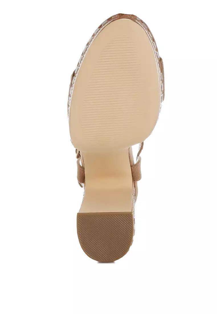 Sepatu hak bertali pergelangan kaki berhiaskan berlian imitasi warna cokelat