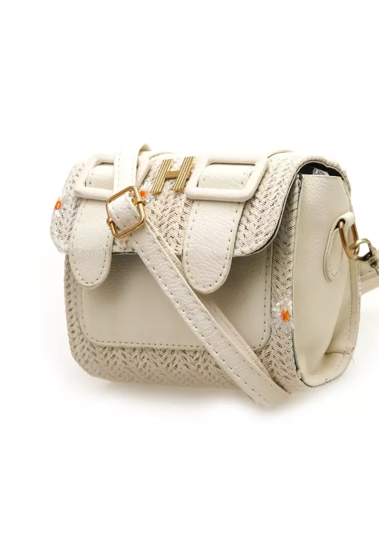 Eilaria Tas Selempang Wanita Sling Bag Mini Uniqe Design Material Leather ORIGINAL - White