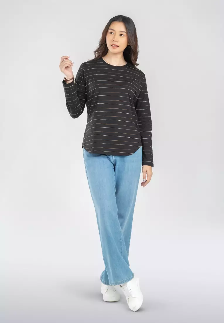 C2 Risela Black T-Shirt Wanita