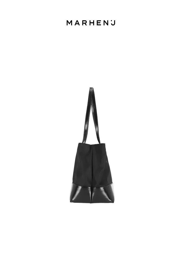 NOMAD Nylon Shoulder Bag Black