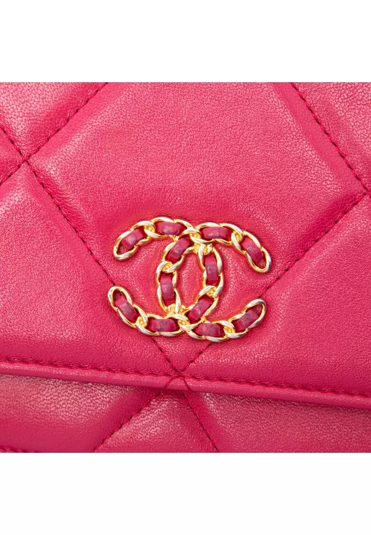 Pre-Loved Chanel Quilted Lambskin 19 Wallet On Chain