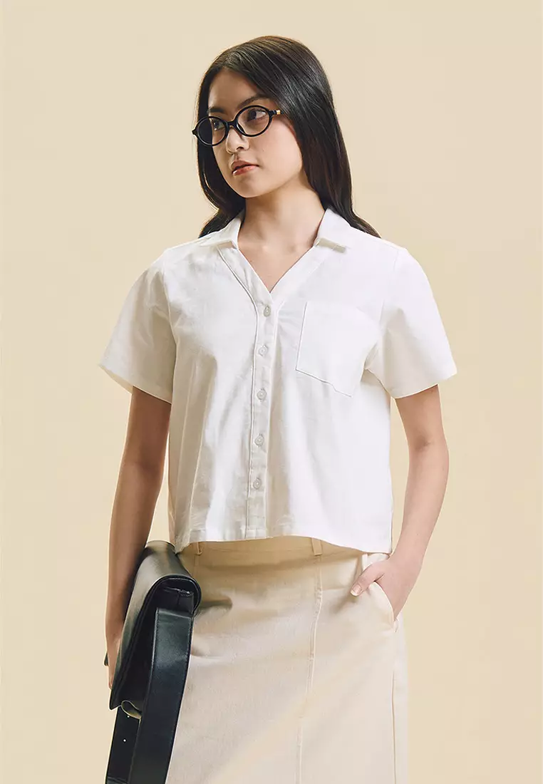Dress Code Short Sleeve Cropped Relaxed Button Down Top