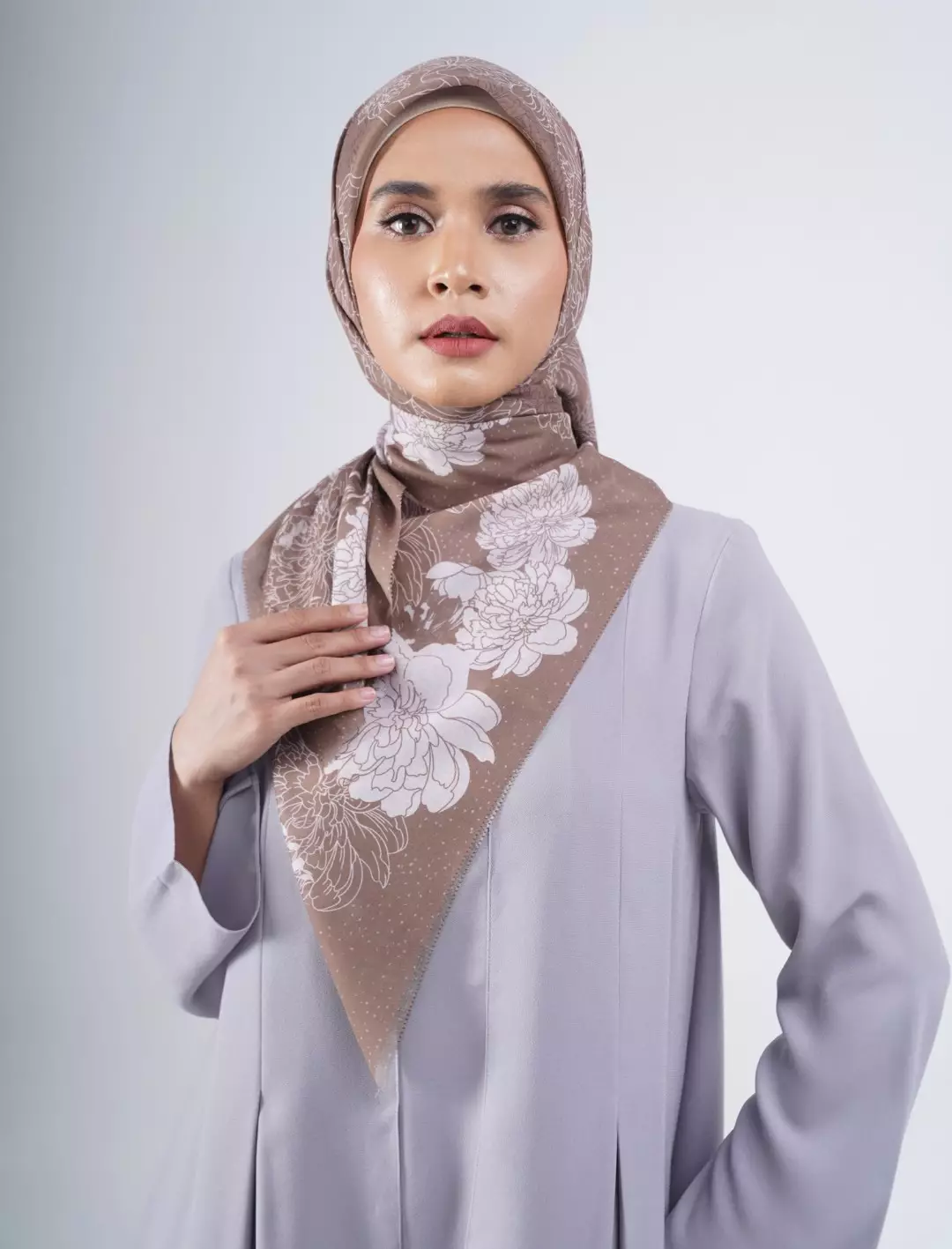 Cezia Printed Scarf Coffee Latte | Hijab Kerudung Segi Empat Motif