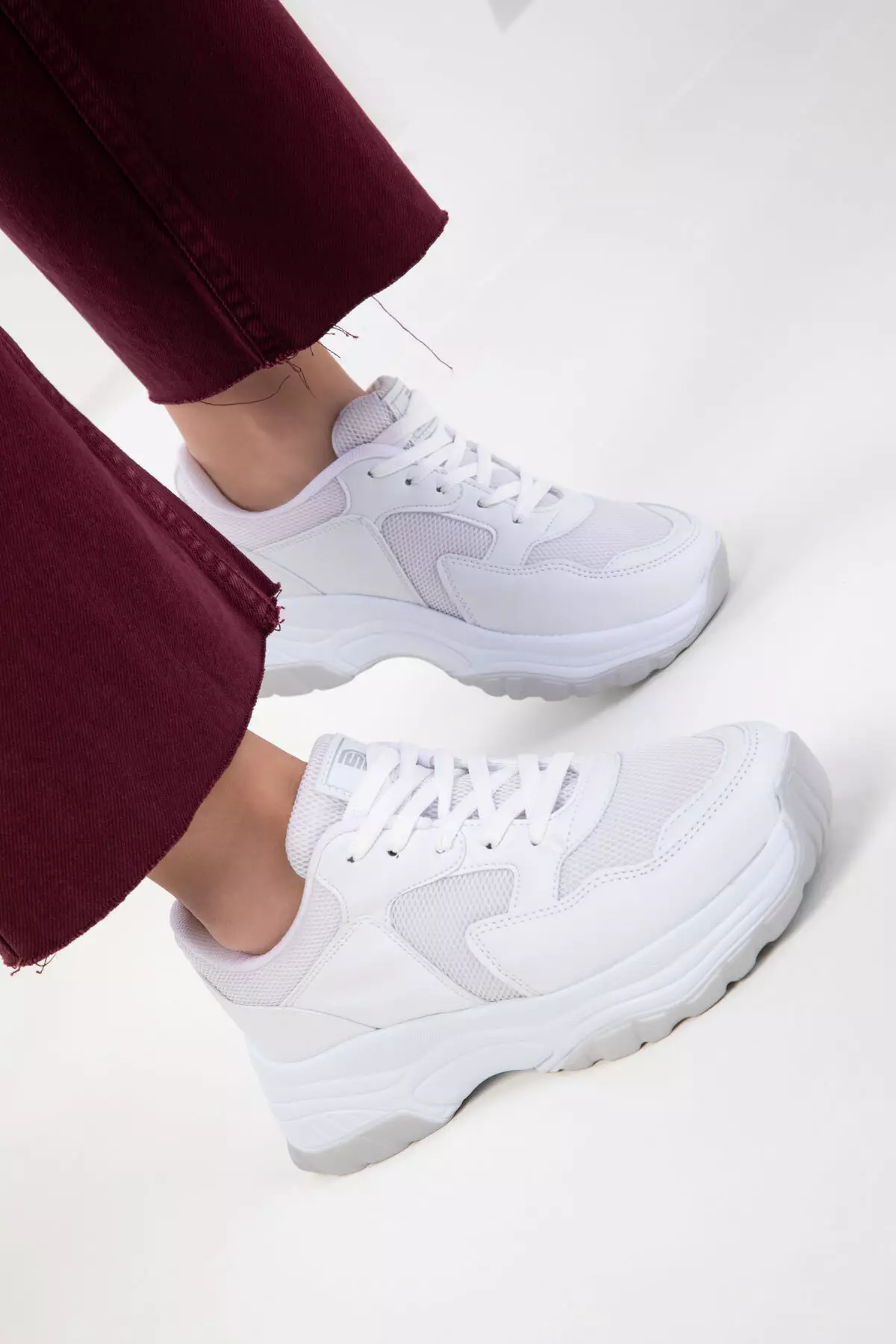 White Women's Sneaker 20590