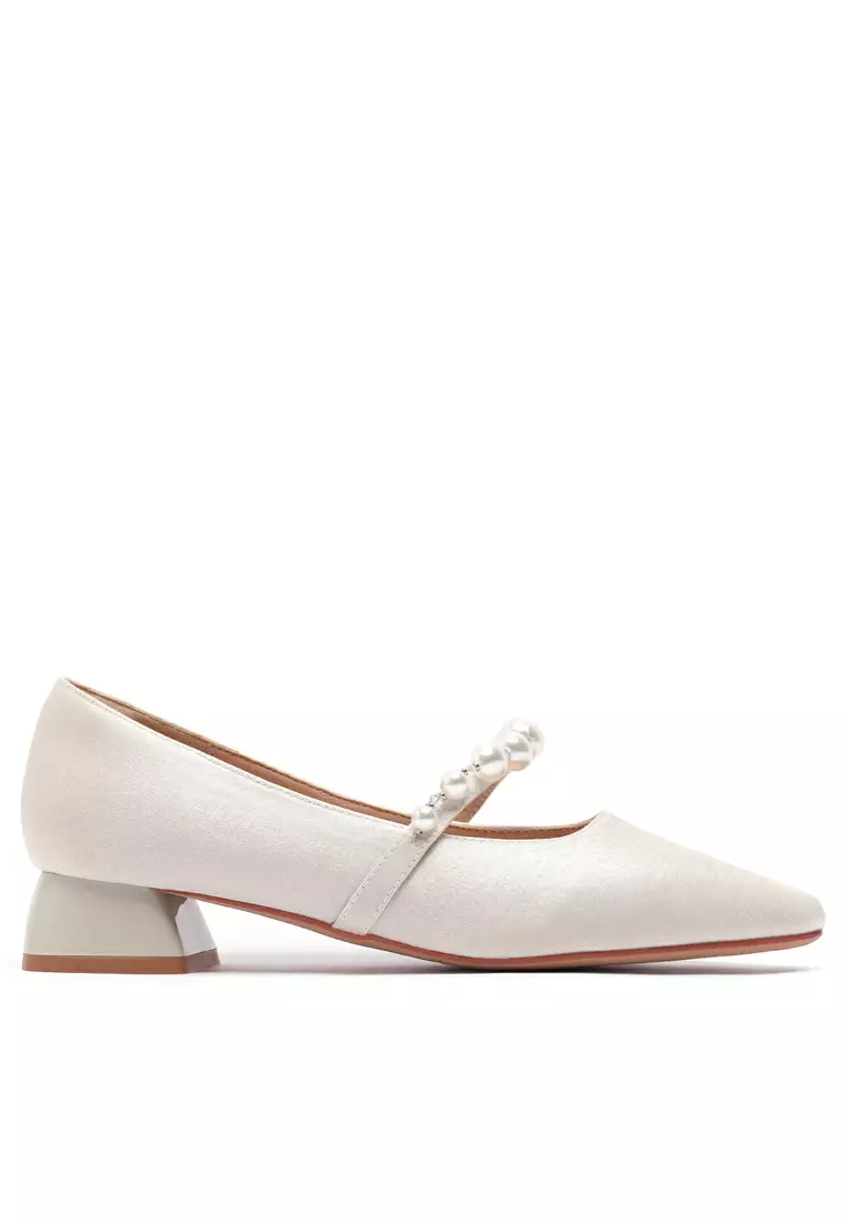 Discount on Twenty Eight Shoes  shoes - SKU: 3cm Pearl Strap Mary Jane Shoes 213-5