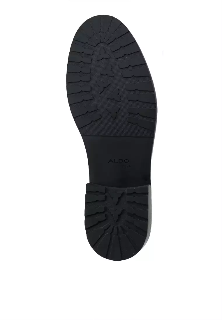 Melville-In Shoes