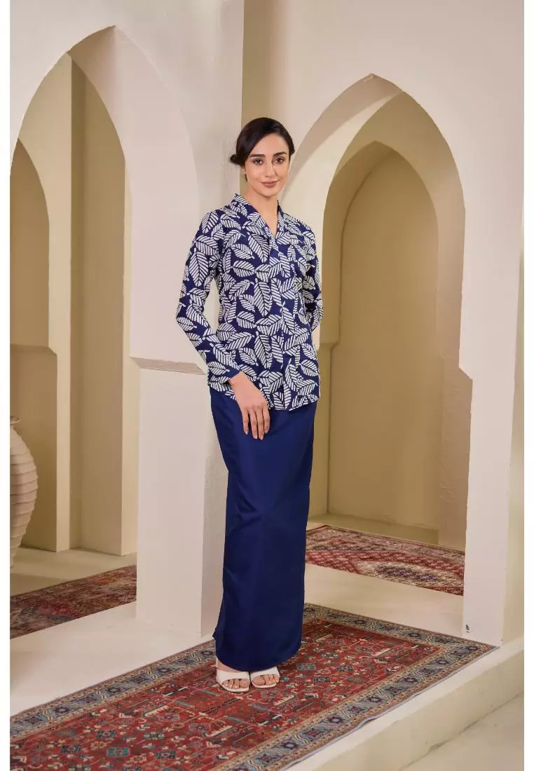 Kebaya Midi Batik Moden