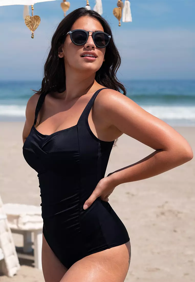 Black swimming suit outlet