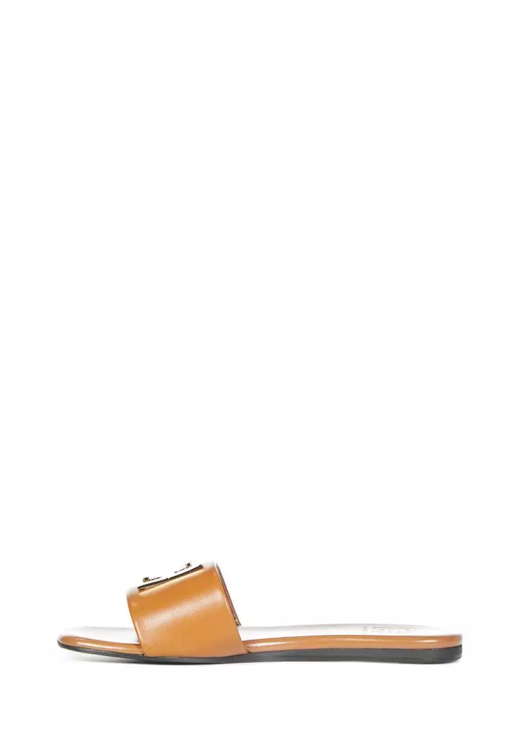 Beige outlet givenchy slides