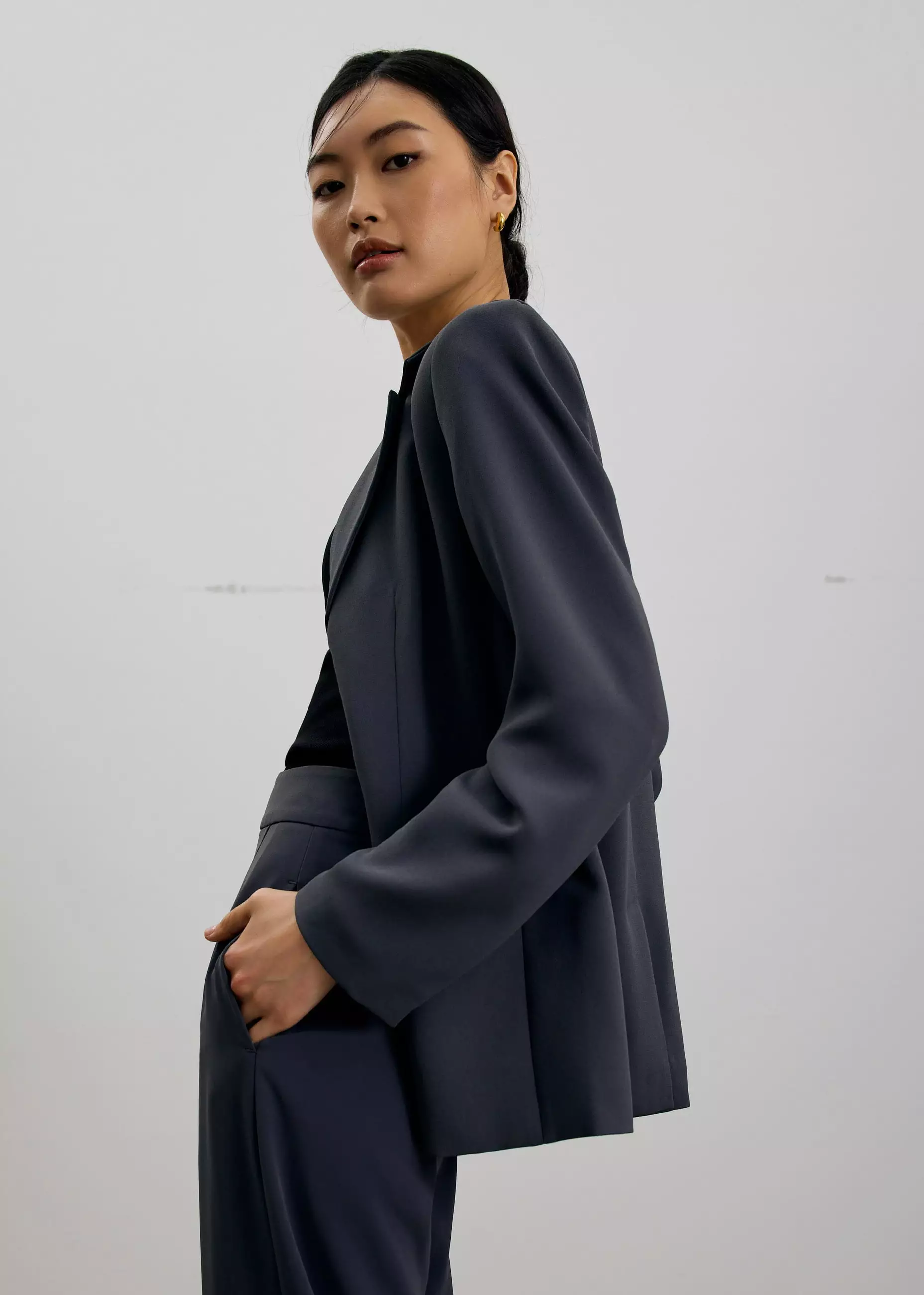 Blazer Wanita - RuchedReady® Aika Classic Shoulder Padded Blazer