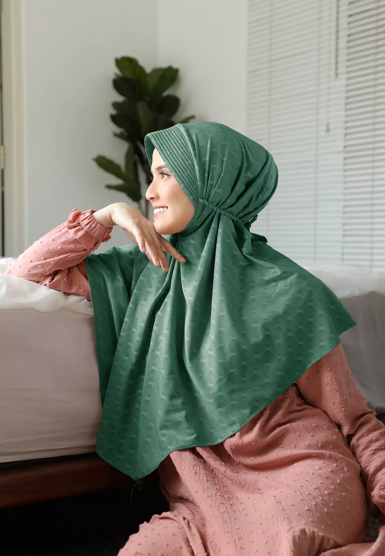 Zelena - Saba Embossed Bergo | Hijab Instan Tali | Bergo Tali Jersey - Bottle Green