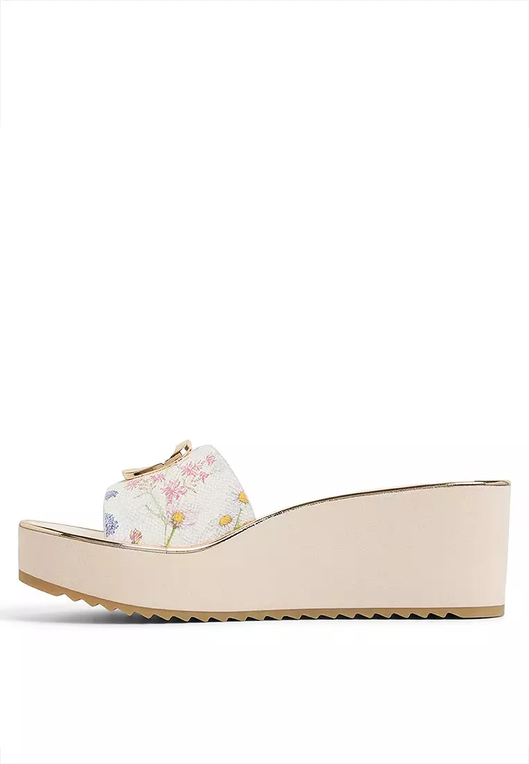 Menhaden Beach Sandal Wedges
