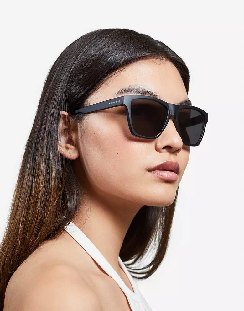 HAWKERS Black Dark ONE LS Sunglasses for Men and Women, Unisex UV400 Protection Official Product Designed in Spain