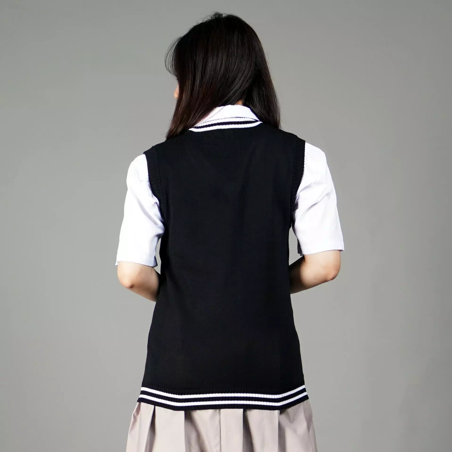VICKY Rompi Hitam List Putih Rompi Rajut Wanita Korean Style Knit Vest - HITAM