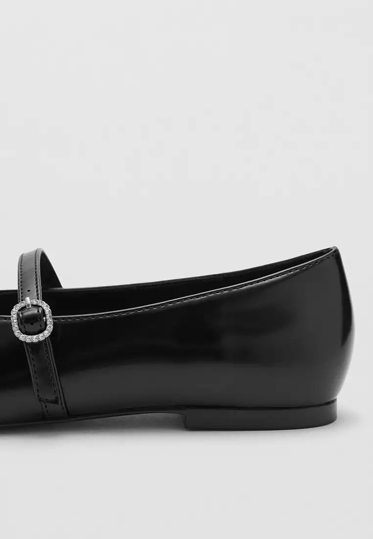 Buy Mango Pulls Jewel Detail Flats 2024 Online ZALORA Philippines