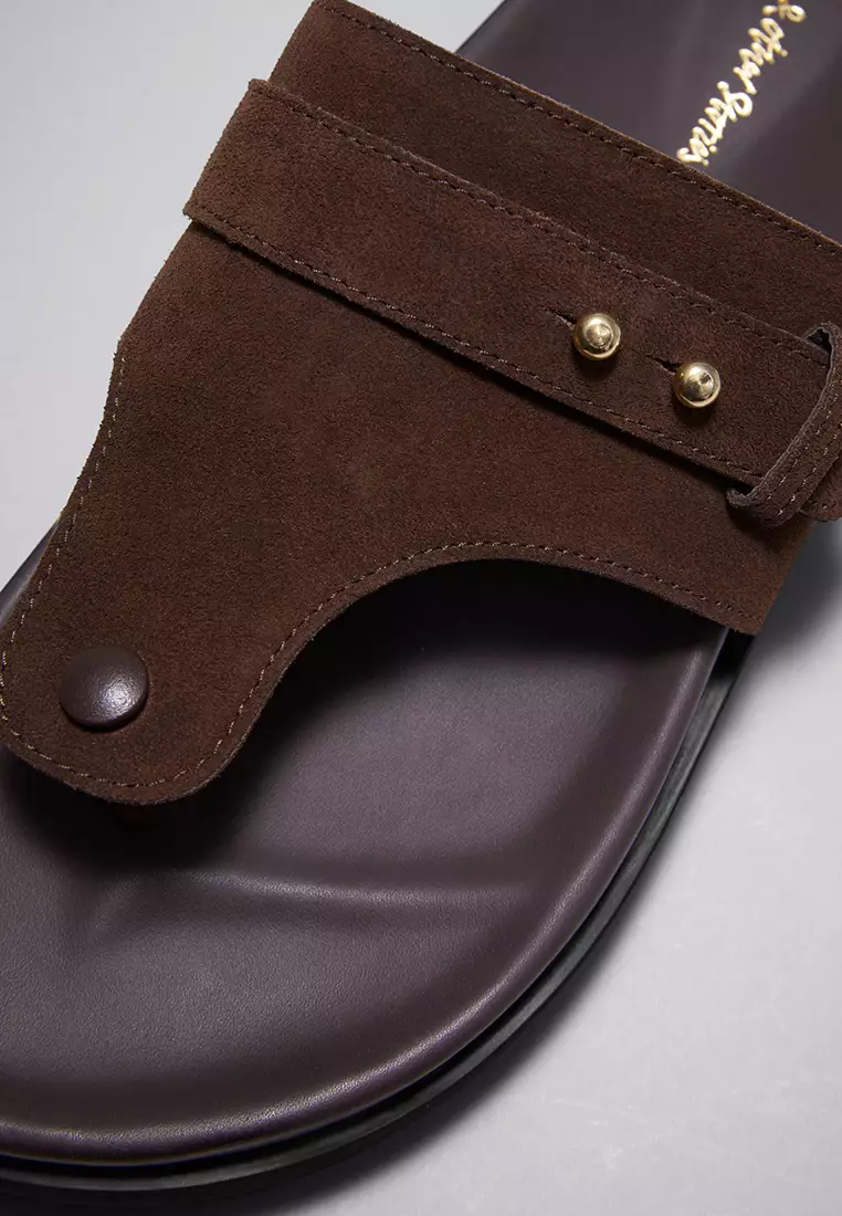 Chunky Leather Flip Flops