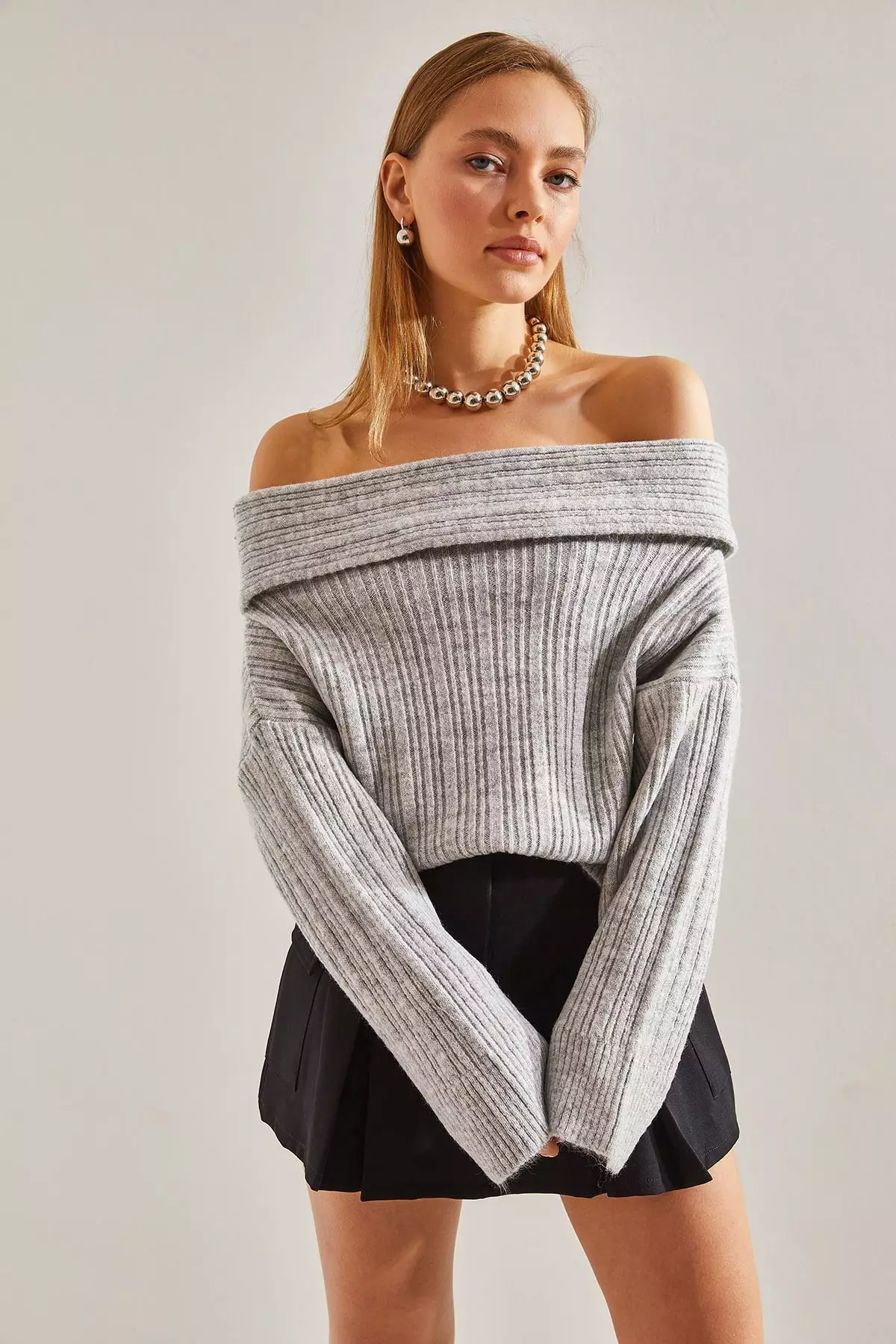 Women's Ruffle Collar Sweater