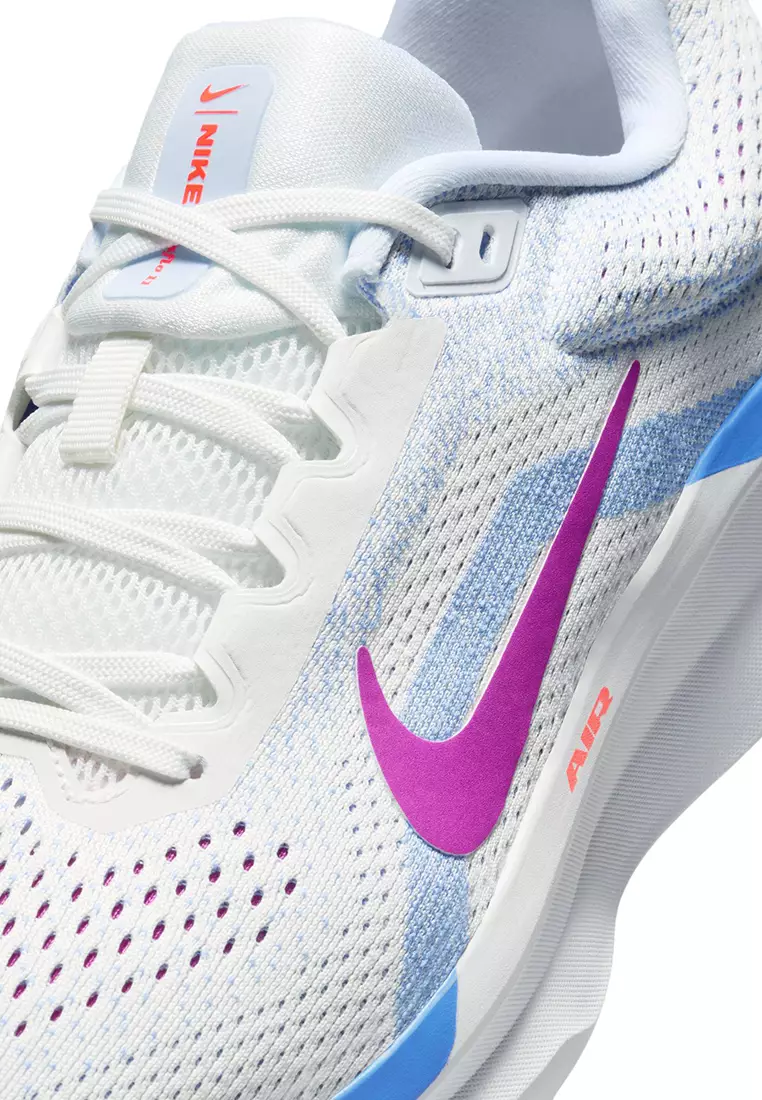 Winflo 11 Road Running Shoes