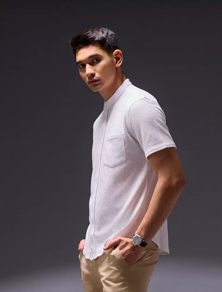 OXCON kemeja Tangan Pendek Waffle Kerah Collarless Putih