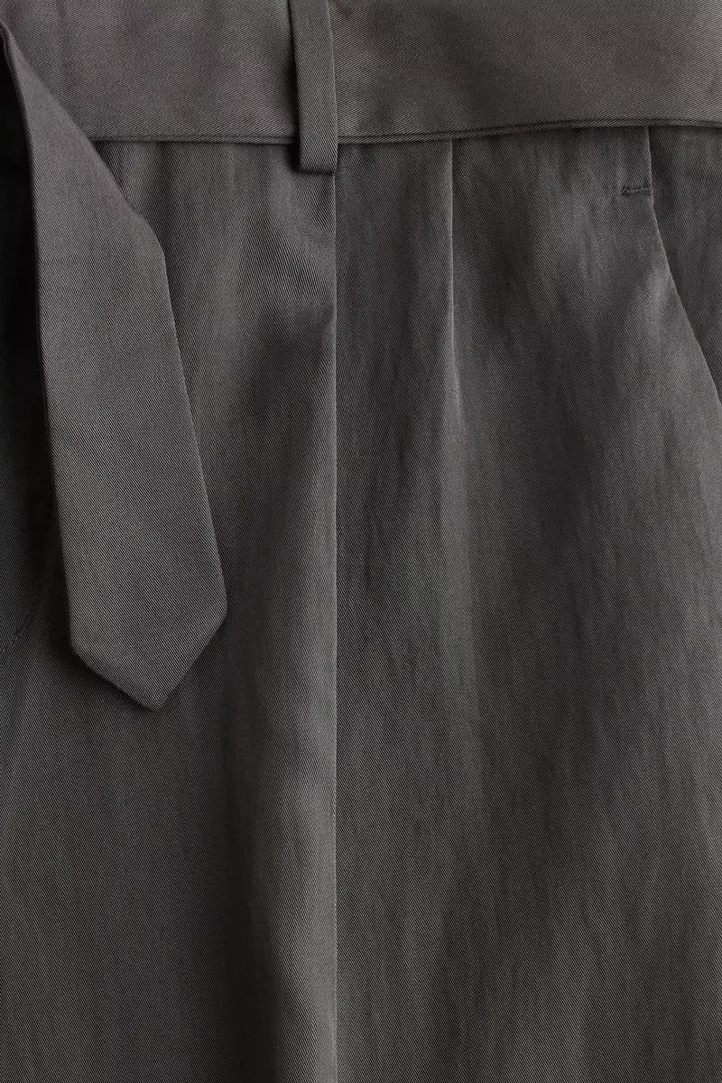 Regular Fit Belted twill trousers