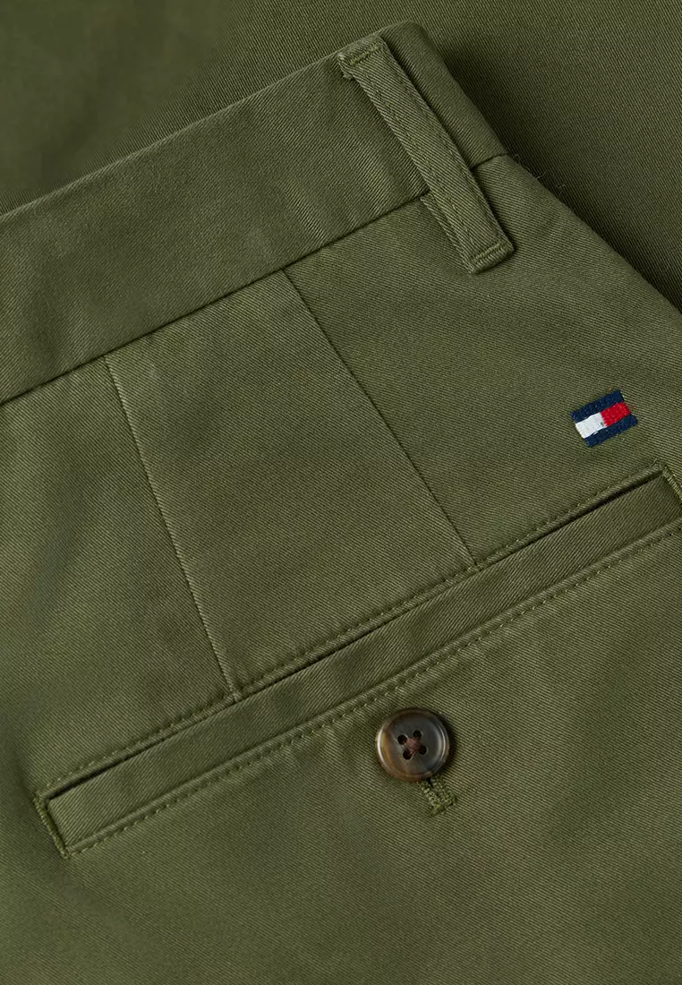 Buy Tommy Hilfiger Dover Regular Straight Twill Chino Shorts- Tommy ...
