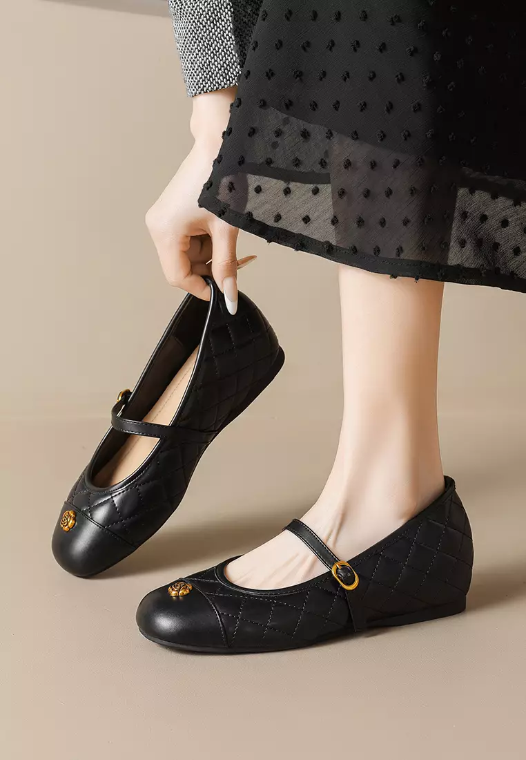 Camellia Quilted Mary Jane Shoes WW350-2