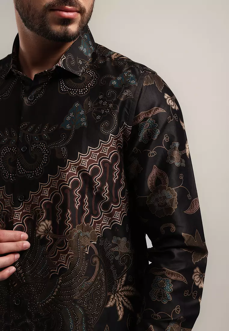 MOC Kemeja Batik Lengan Panjang Pria CHANDAN-BLACK
