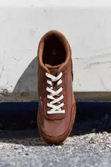Brown Medium Dusty