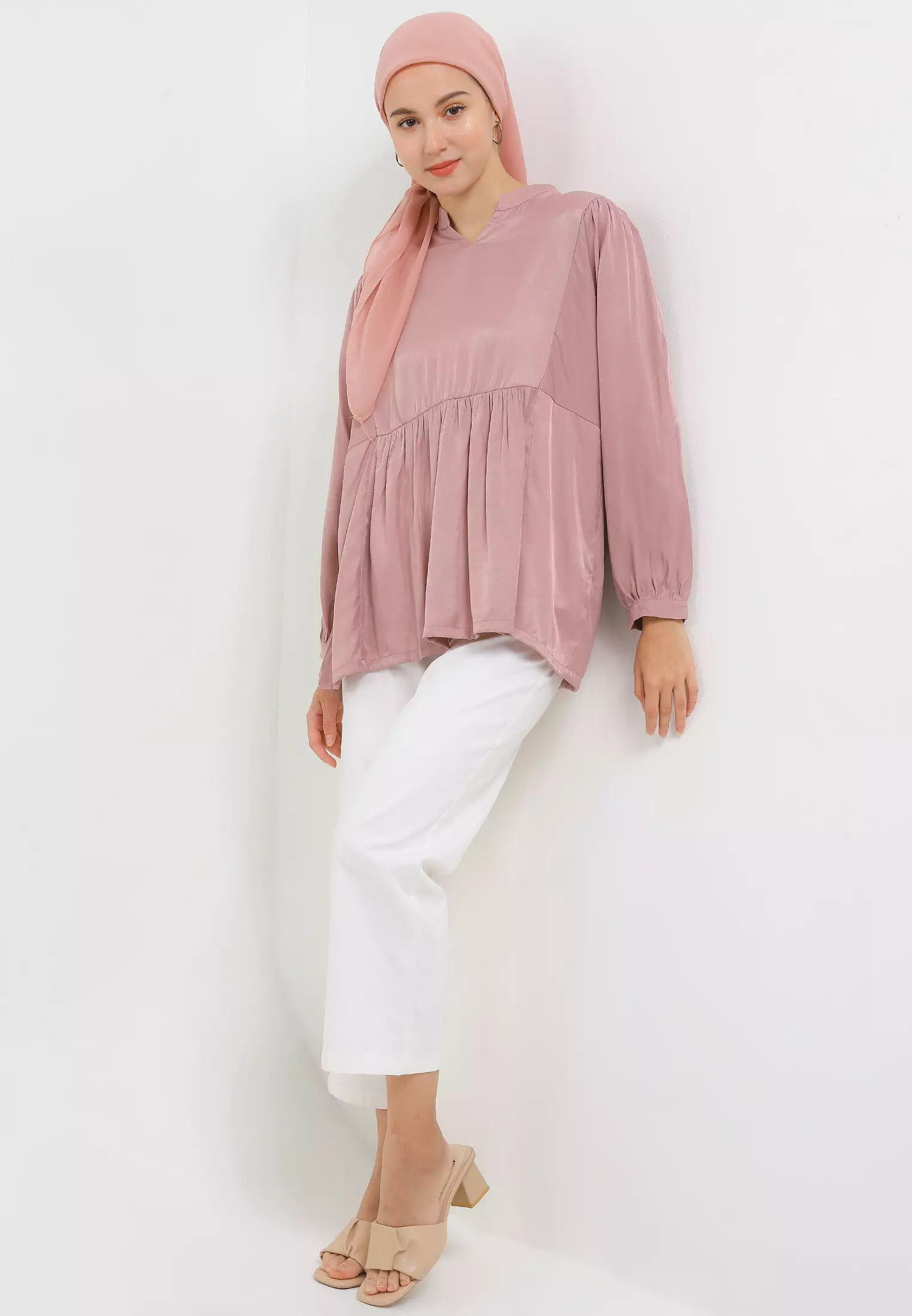 MFMW Rosallie Atasan Blouse Satin Nude