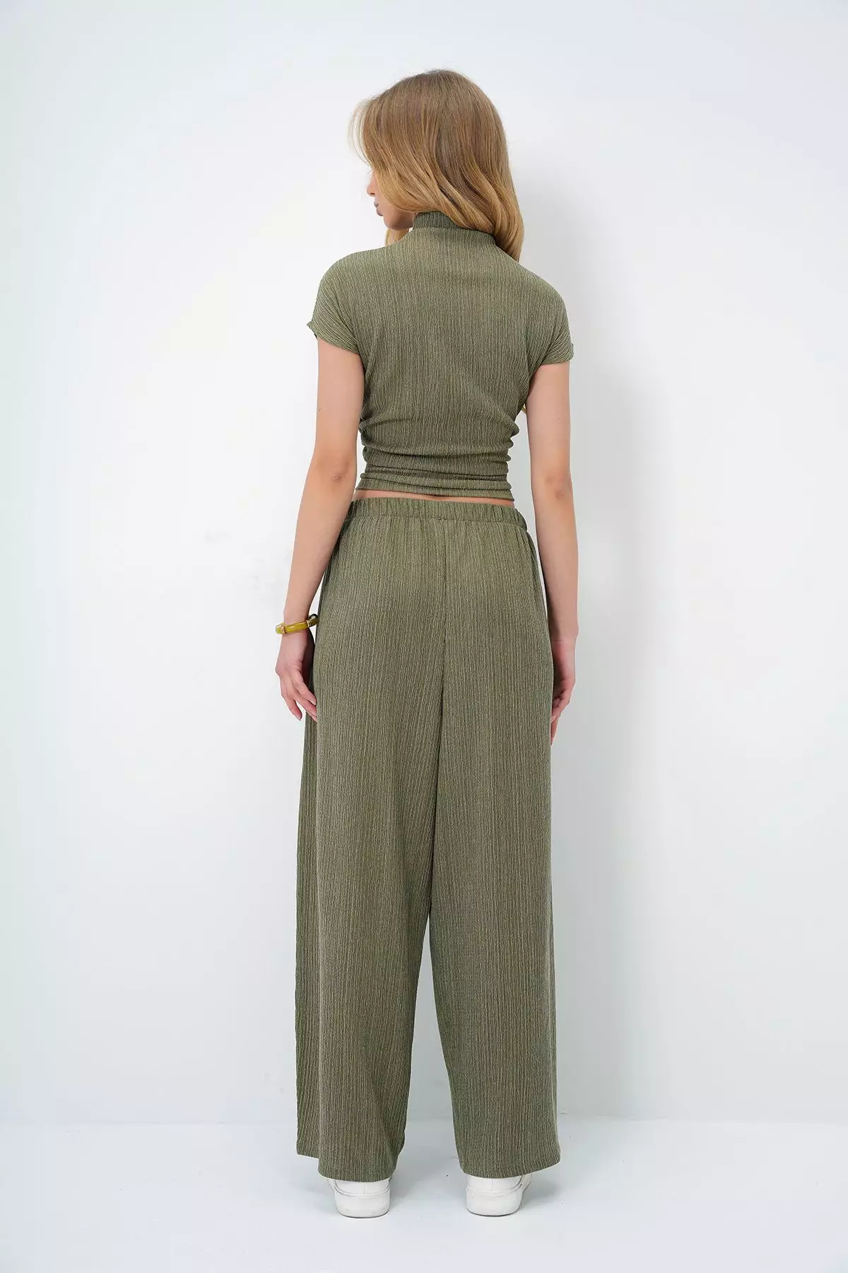 Women's Green Stand Collar Textured Draped Sides Crop Blouse and Wide Leg Trousers Set