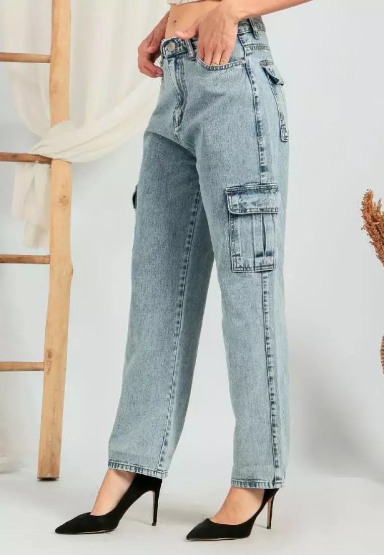 Gwen Cargo Jeans Highwaist in Light Blue