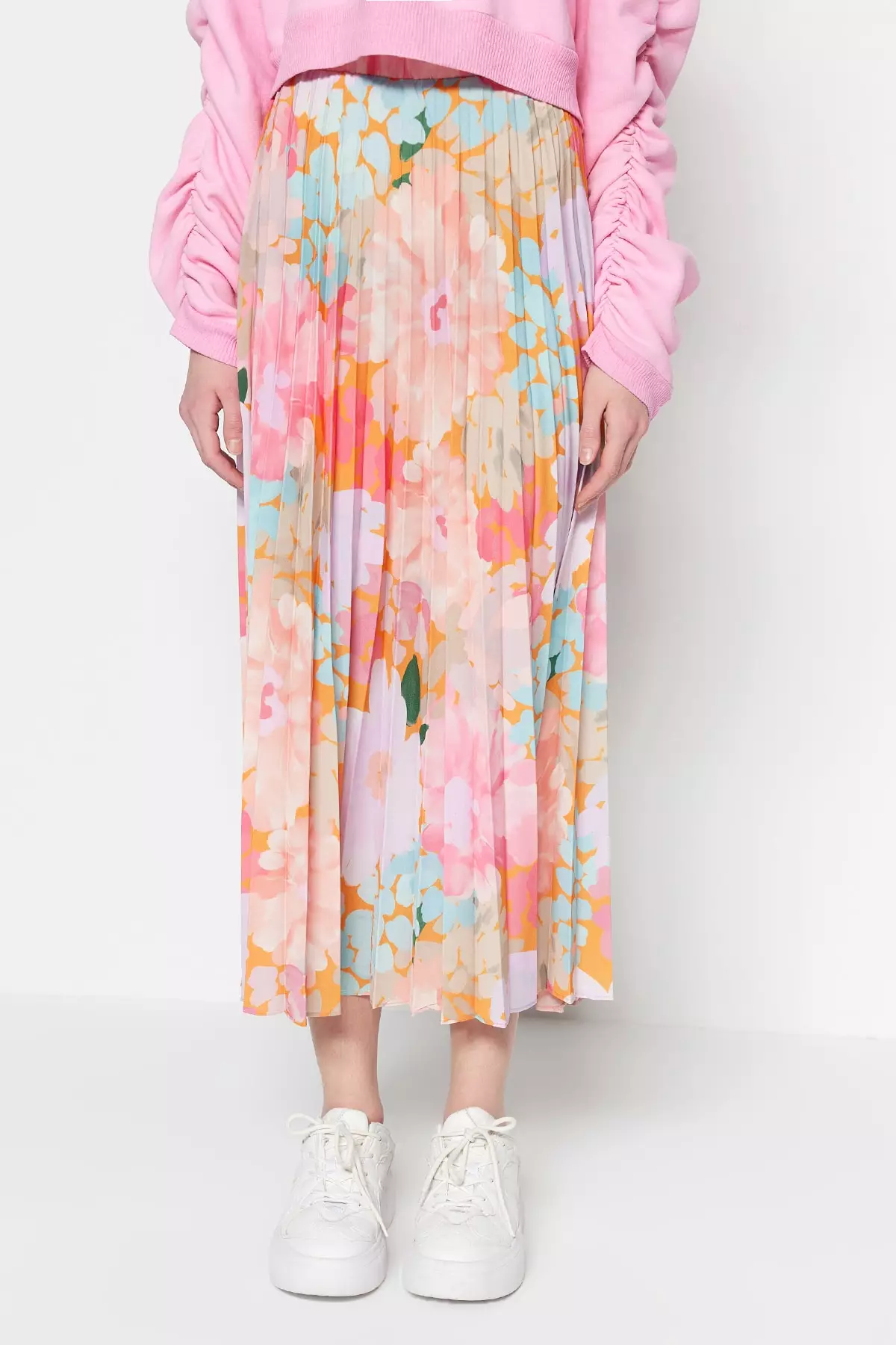 Modest Pleated Printed Skirt