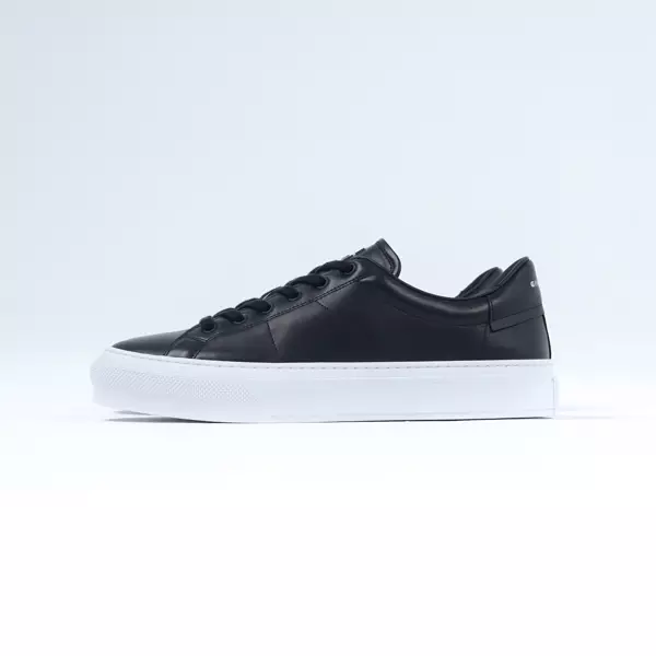 Sepatu GIVENCHY CITY SPORT WHITE BLACK SNEAKER 100% ORIGINAL