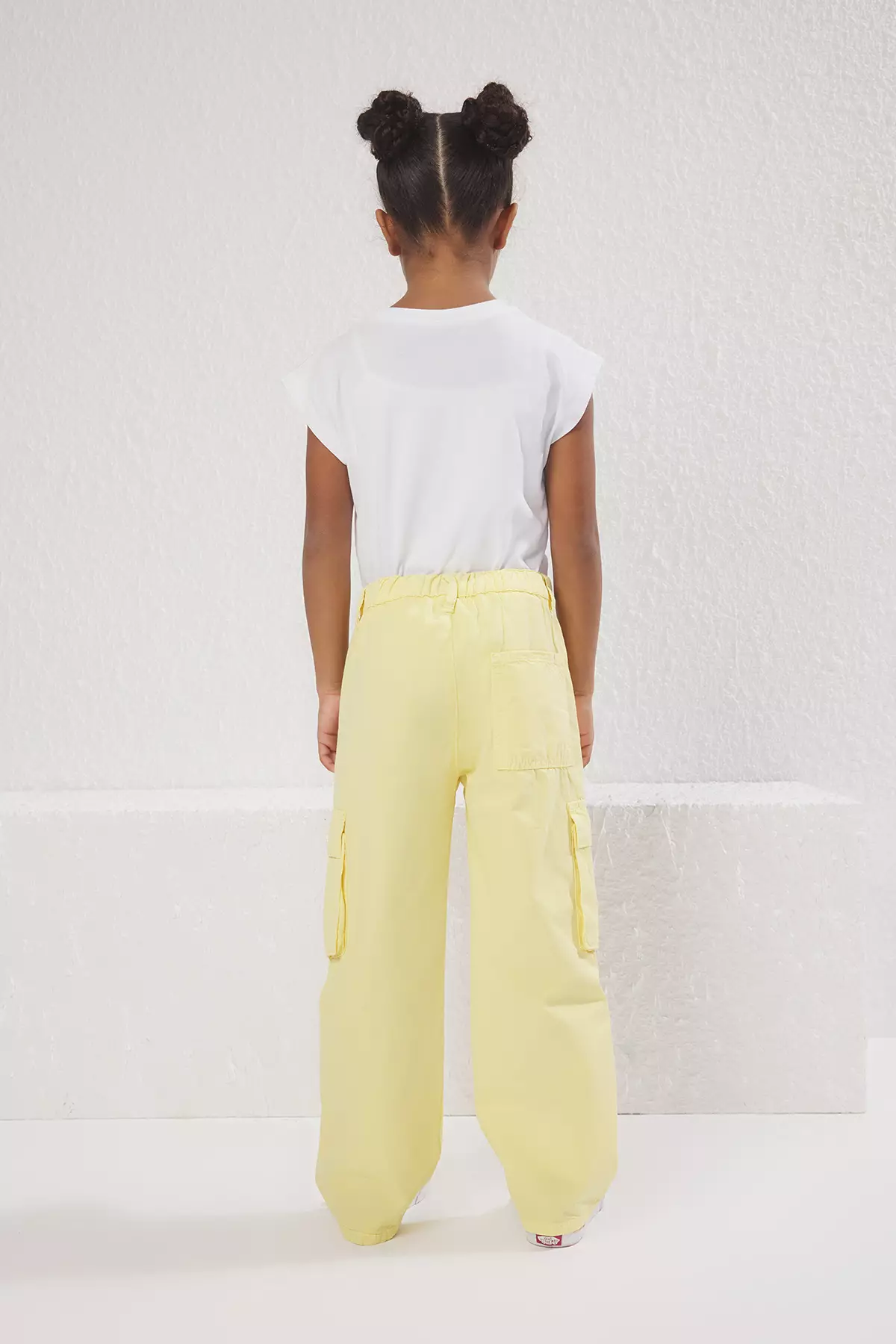 Pocket Detailed Wide Leg Trousers