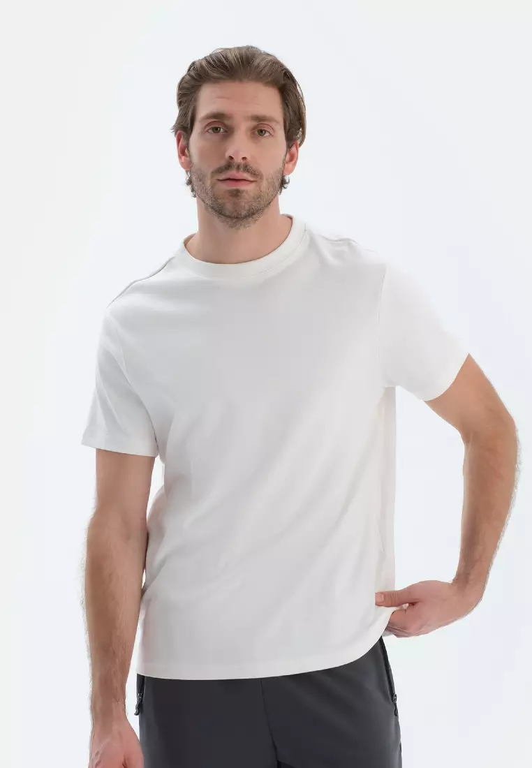 White Basic T-Shirt, Crew Neck, Regular, Short Sleeve Loungewear for Men