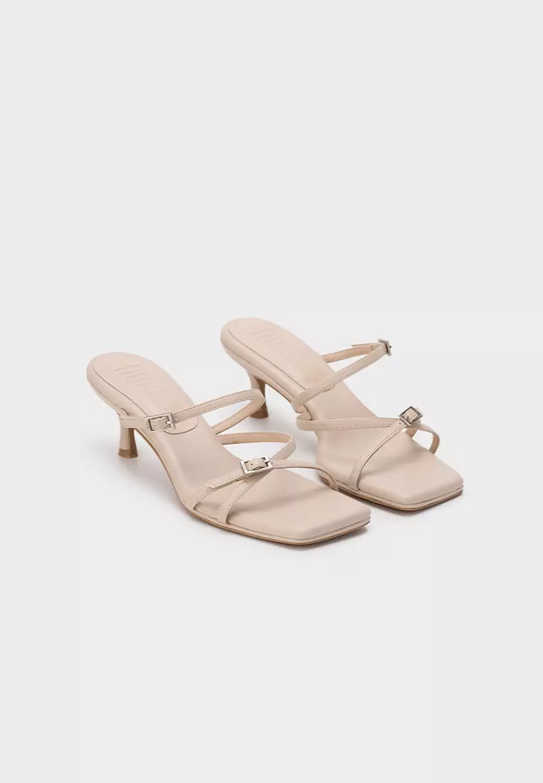 CLOUDFOAM SQUARE TOE WITH ADJUSTABLE BUCKLE STRAPPY HEEL