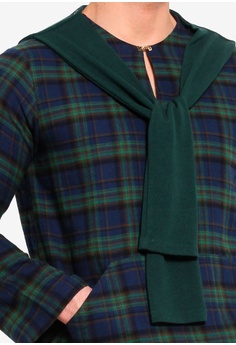desain baju polos hijau - inspirasi desain menarik