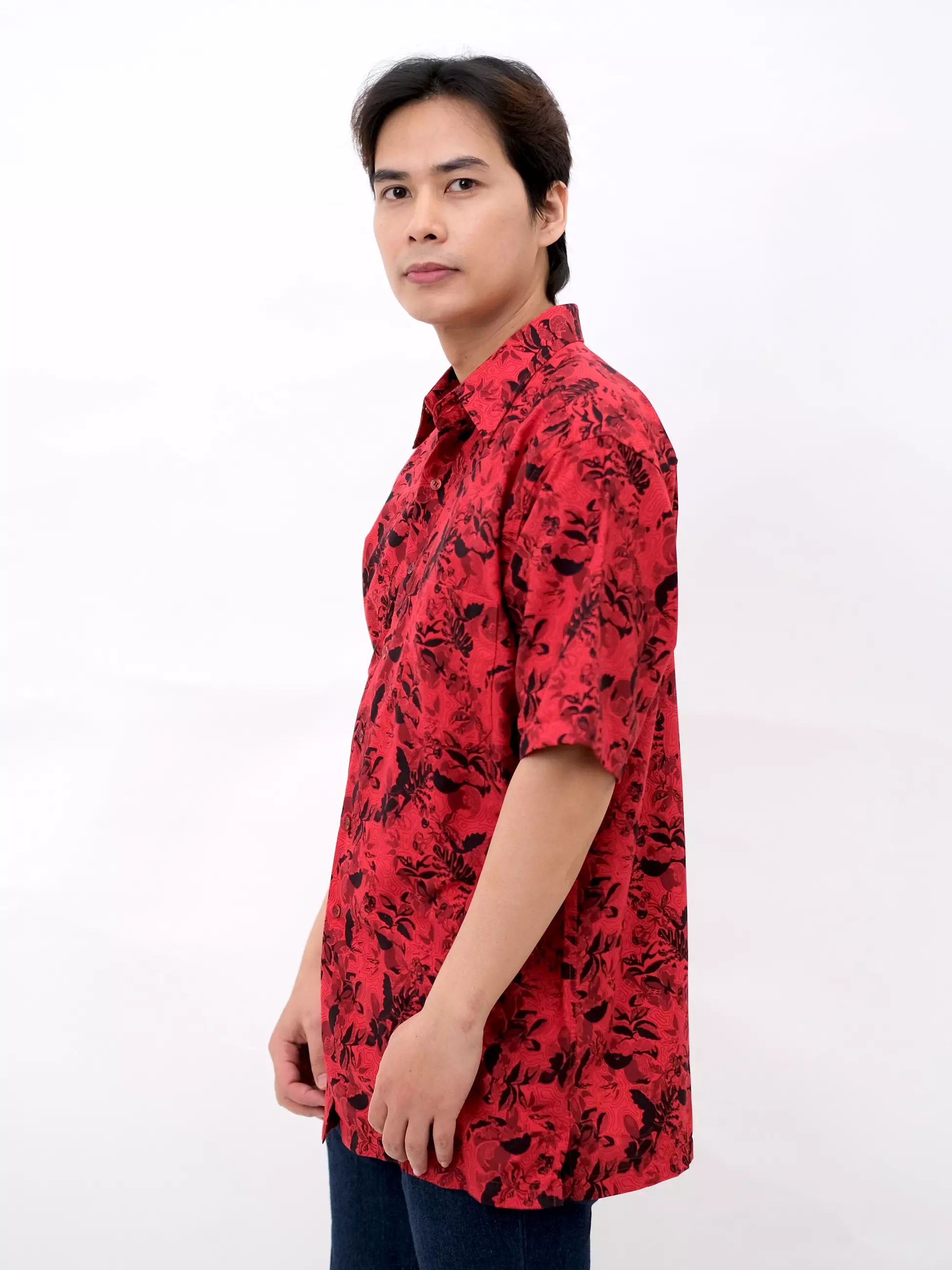 Andre Michel Kemeja Lengan Pendek Merah Motif Daun Abstrak 16767