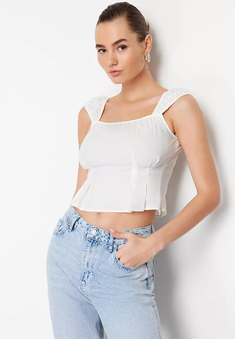 Sleeveless Crop Top