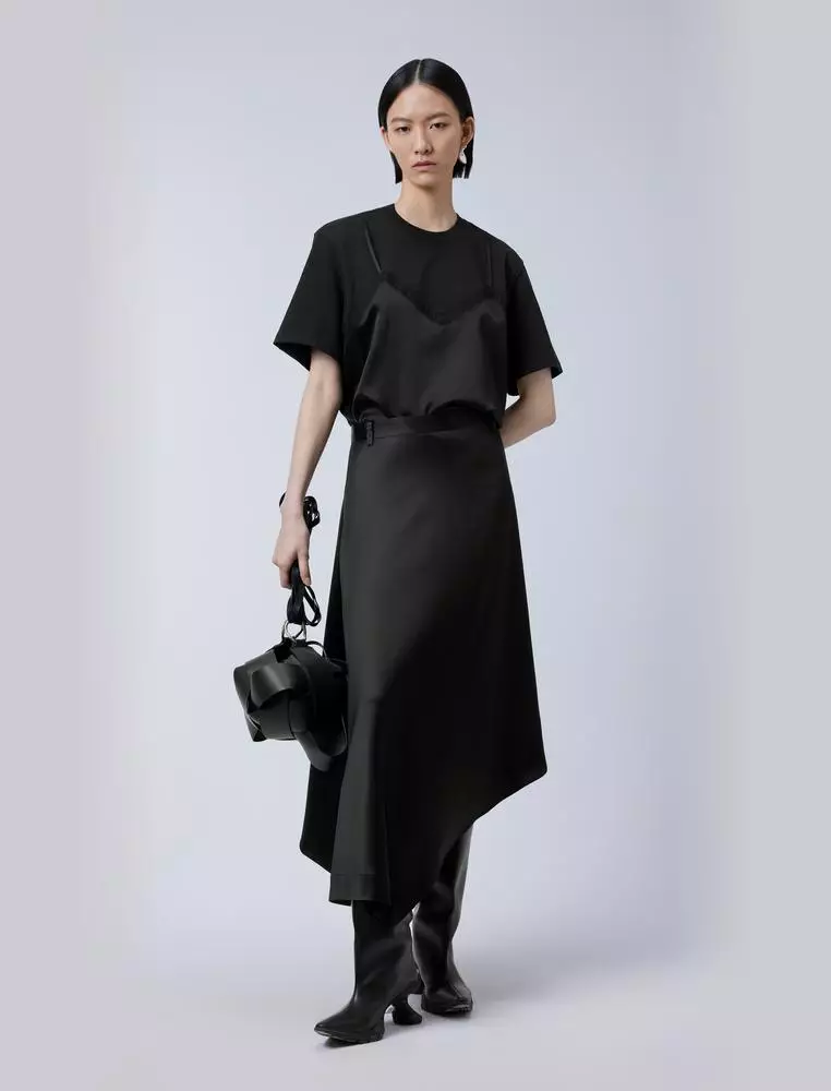 时尚潮流超长款腰裙